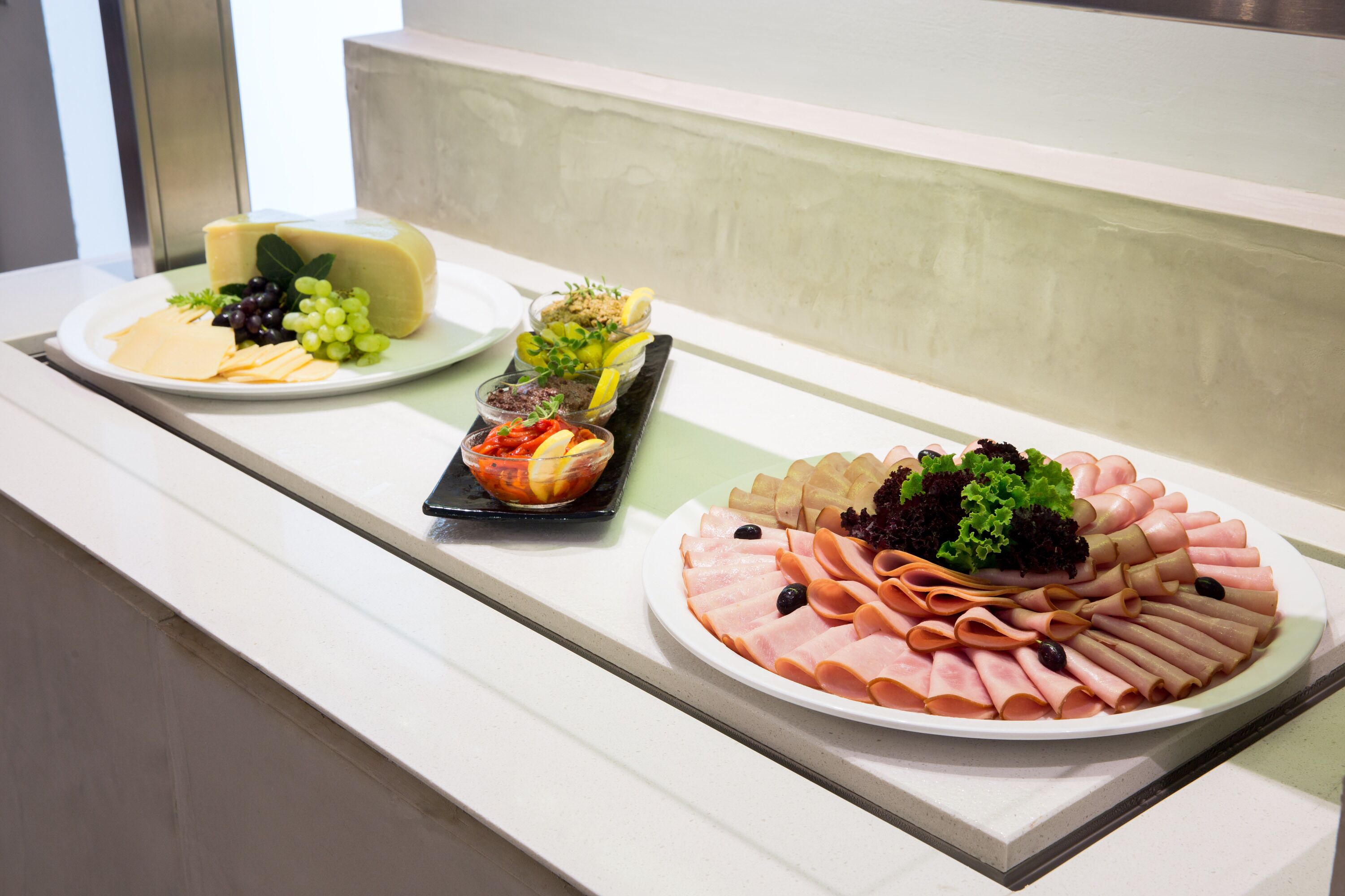 朝食ビュッフェ