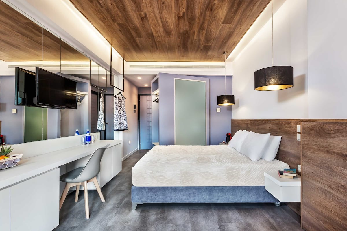 superior double room | free wifi, bed sheets