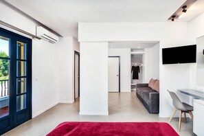 Suite junior | Zona de estar | Una televisión