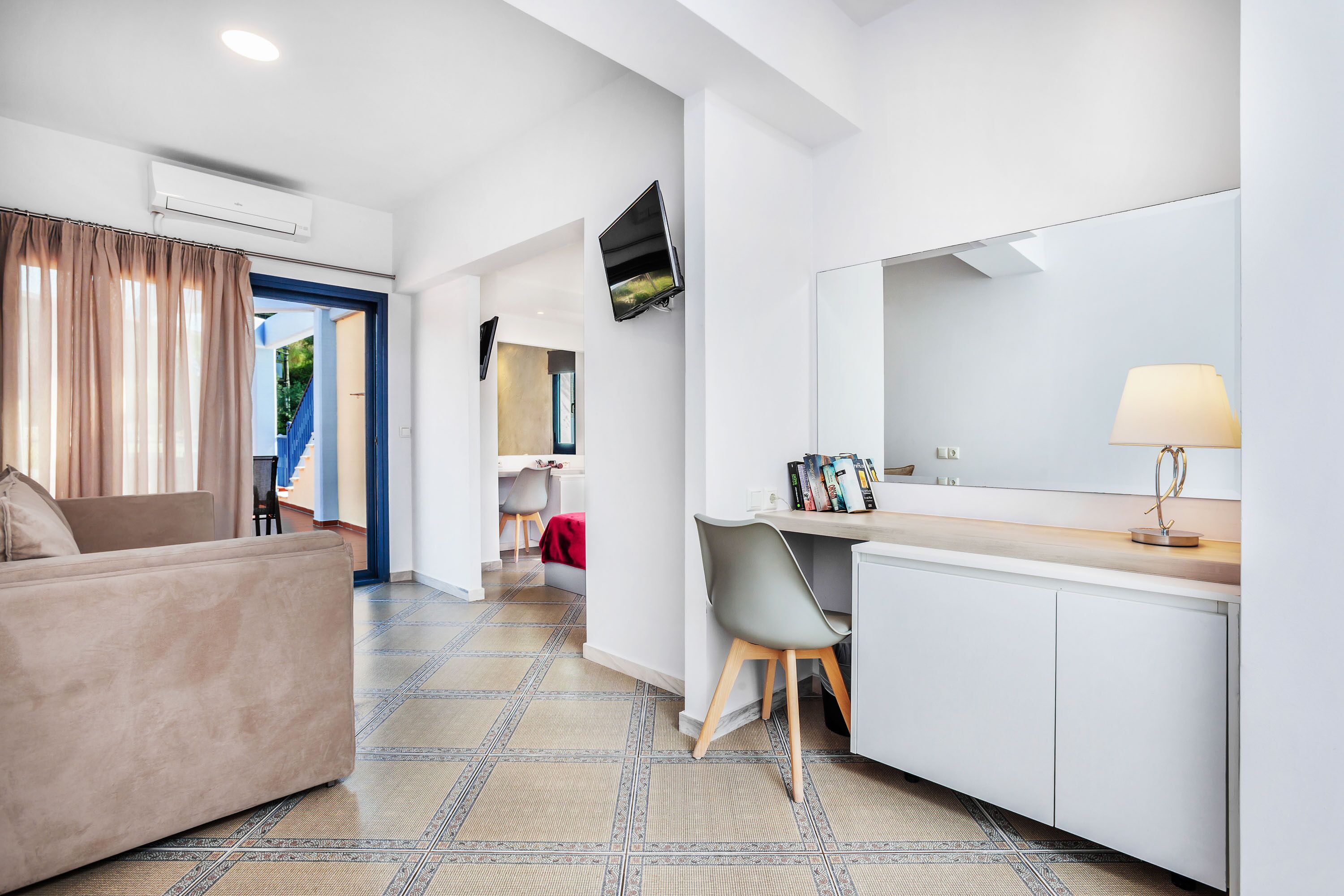 junior suite | free wifi, bed sheets