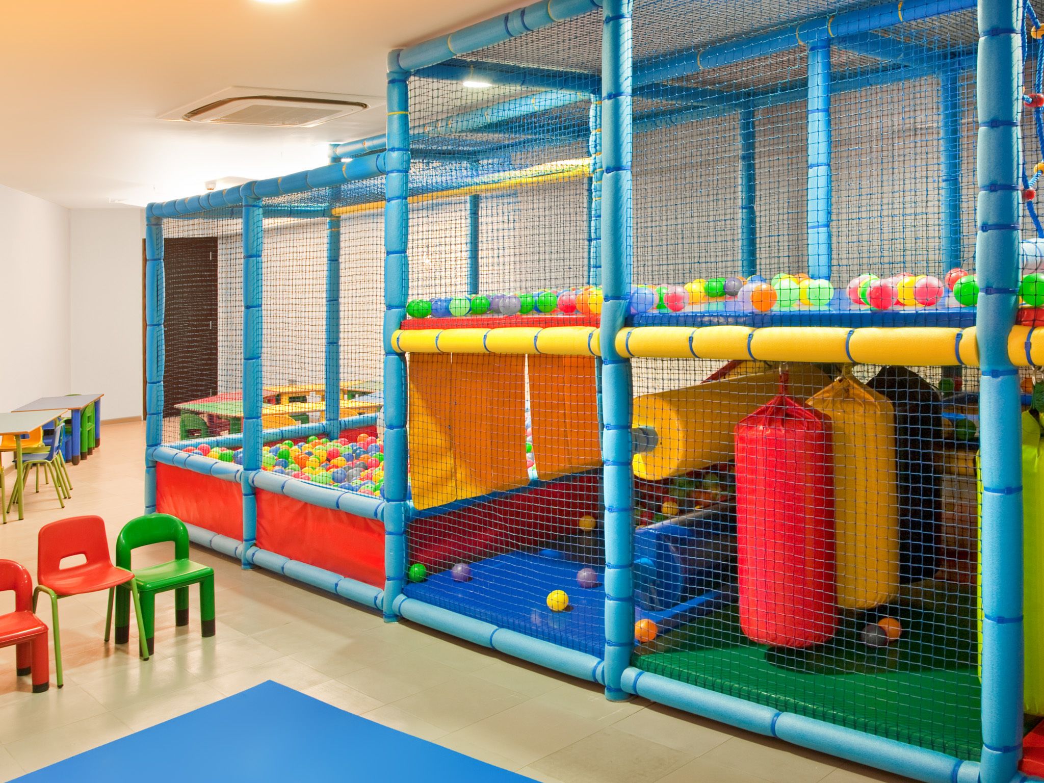 children’s play area – indoor