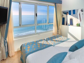 1 bedroom, minibar, iron/ironing board, free WiFi