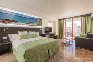 Minibar, caixa forta a l'habitació i planxa i posts de planxar 