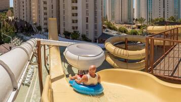 Toboggan aquatique