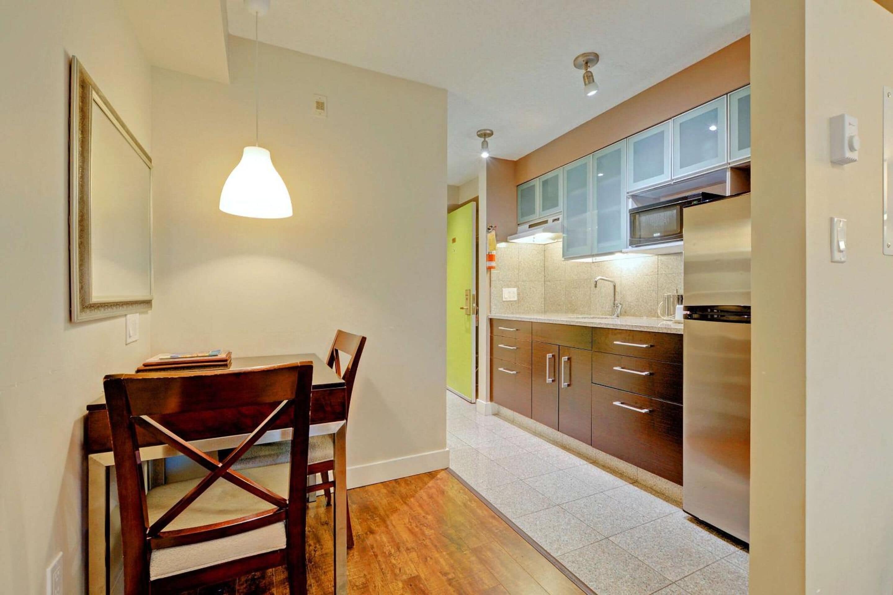 fridge, microwave, cookware/dishes/utensils