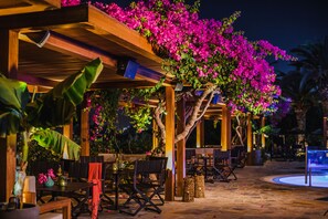 4 Restaurants, Frühstück, Mittagessen, Abendessen, internationale Küche