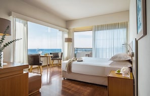 Egyptian cotton sheets, minibar, in-room safe, desk