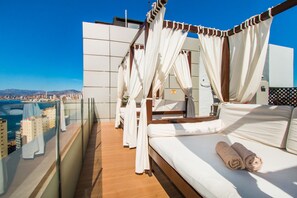 Sundeck