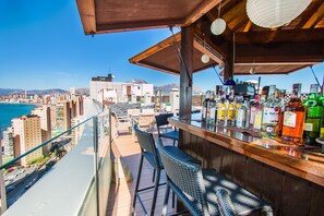 Bar (en el alojamiento)