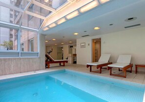 Piscine couverte