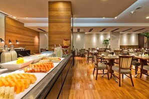 Daily continental breakfast (BRL 50 per person) - Intercity São Paulo Paulista (São Paulo)