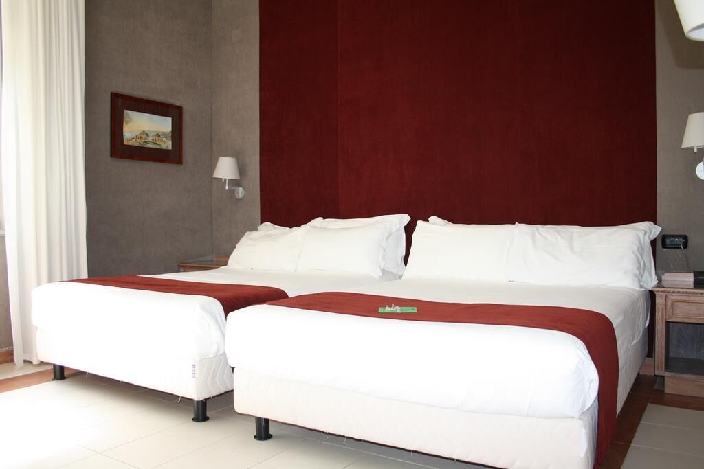 Minibar, in-room safe, desk, blackout curtains