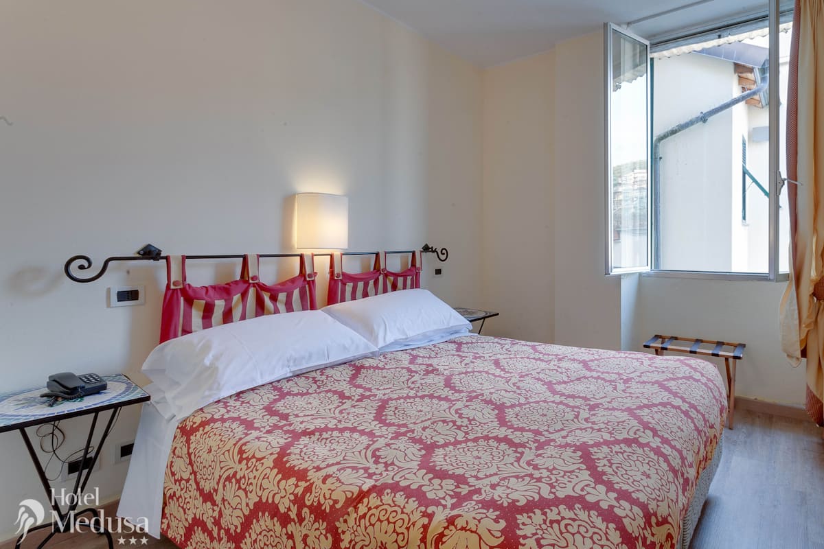 Chambre Double (Club)