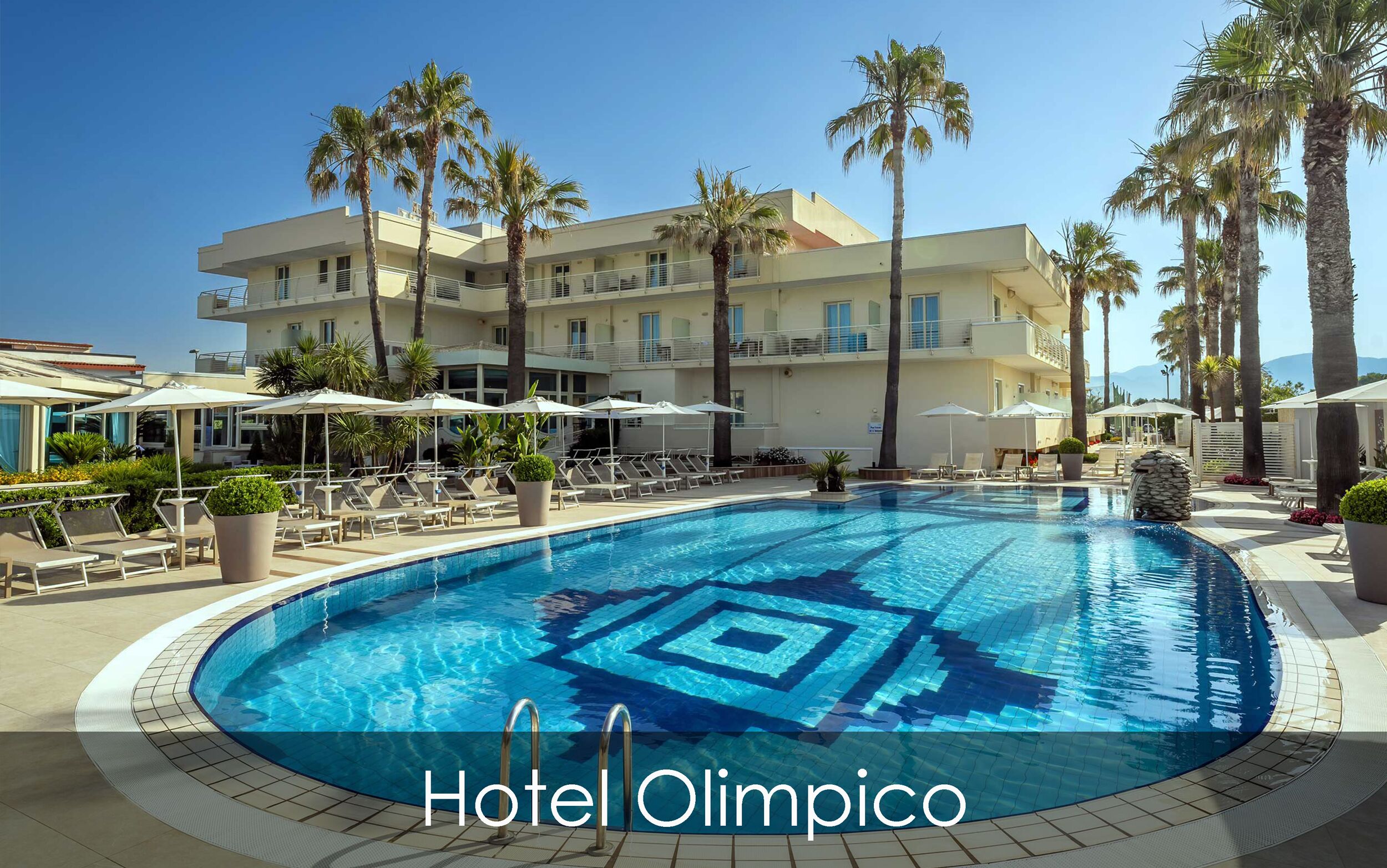 Seasonal outdoor pool, pool umbrellas, sun loungers