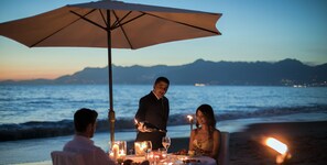 Couples’ dining