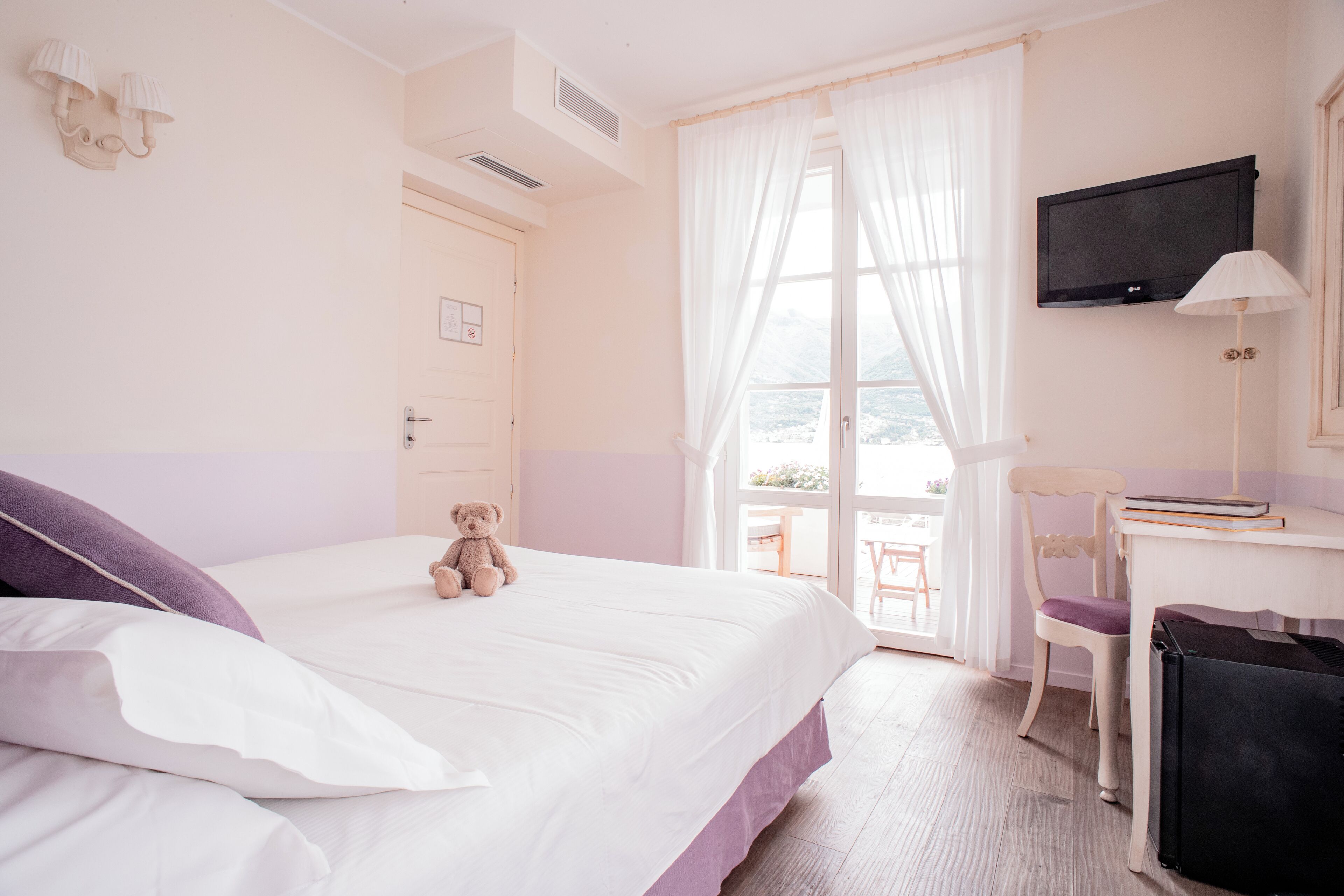 superior double room, patio (in villa, first floor, no lift) | frette italian sheets, premium bedding, down duvets, minibar