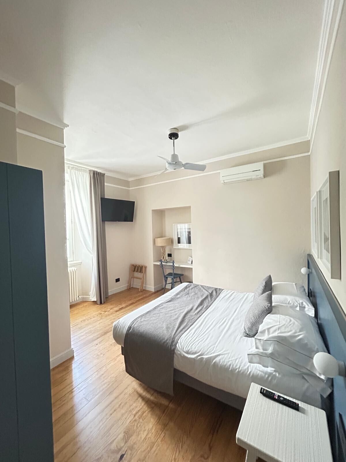 Standard Double Room, Lake View (in Hotel, No lift) | Frette Italian sheets, premium bedding, down duvets, minibar