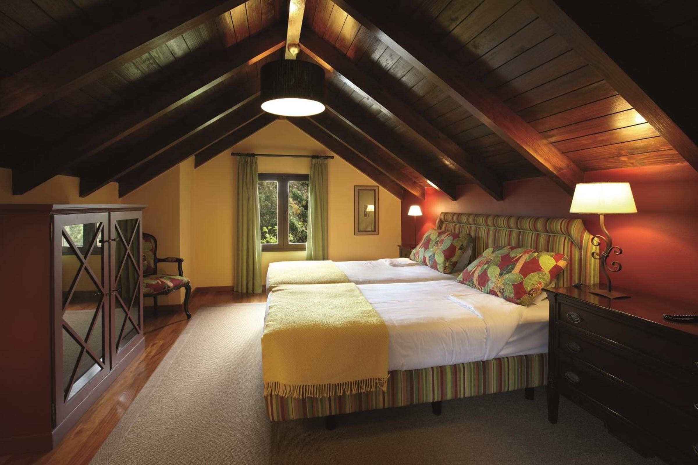 minibar, in-room safe, blackout curtains, soundproofing