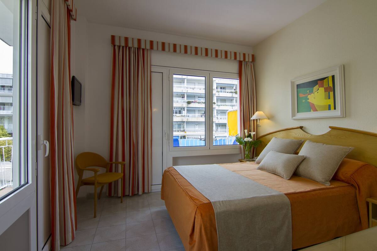 in-room safe, desk, blackout curtains, cots/infant beds