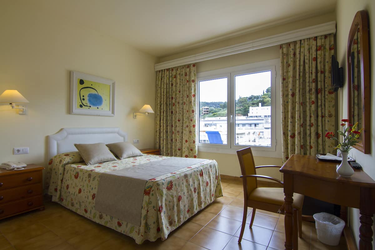Chambre double, balcon | Vue de la chambre