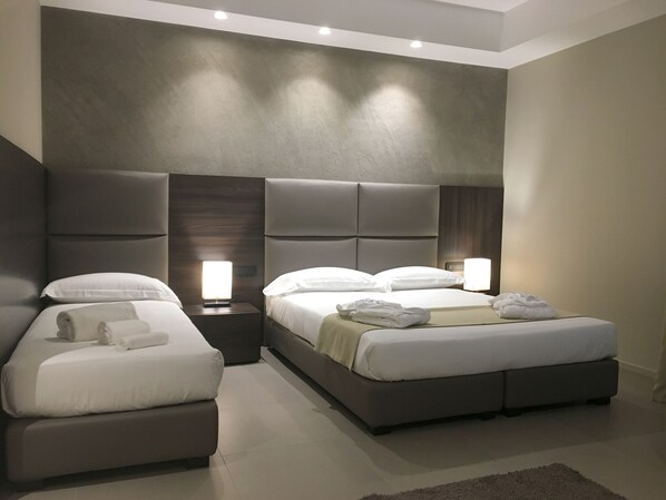 Superior Triple Room | In-room safe, desk, free WiFi, bed sheets