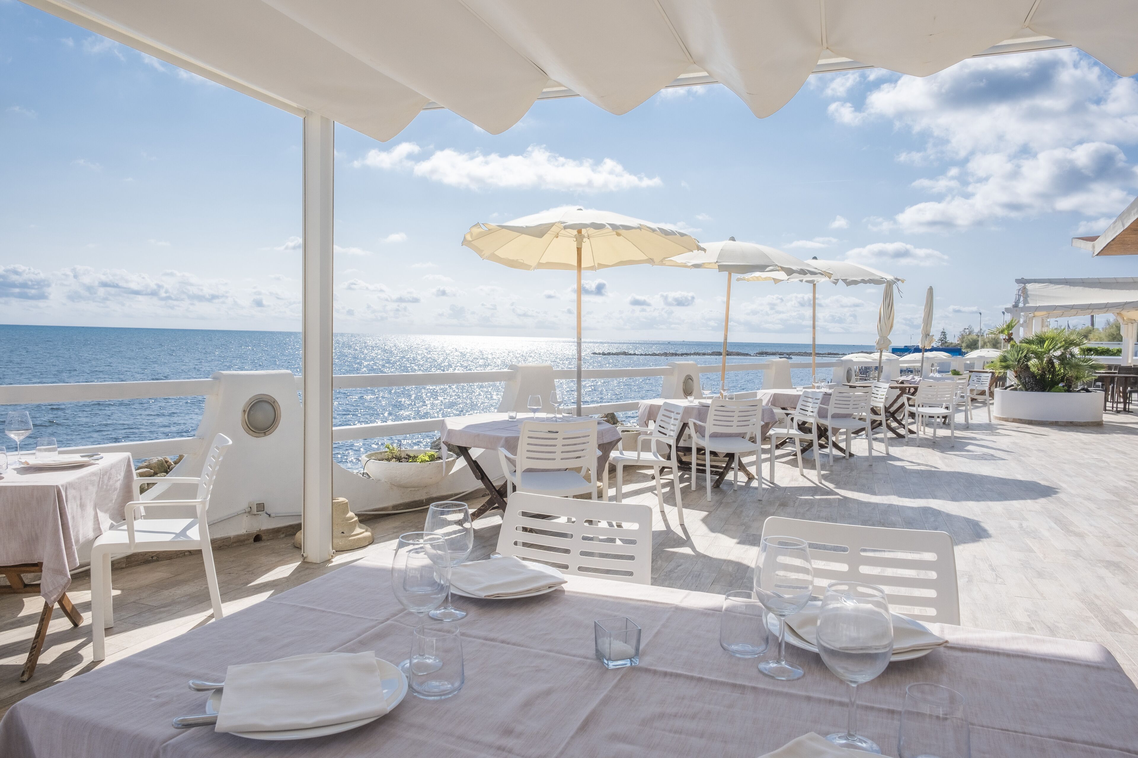 Colazione a buffet a pagamento, servita tutte le mattine 