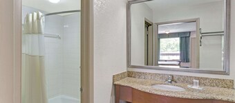 Travelodge by Wyndham Williamsburg Colonial Area
