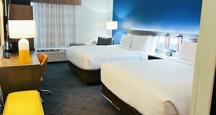 Comfort Inn & Suites Sheboygan I-43