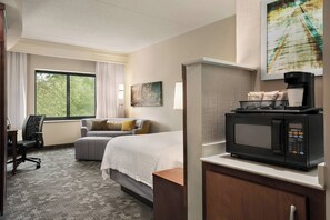 1 bedroom, premium bedding, iron/ironing board, free cots/infant beds