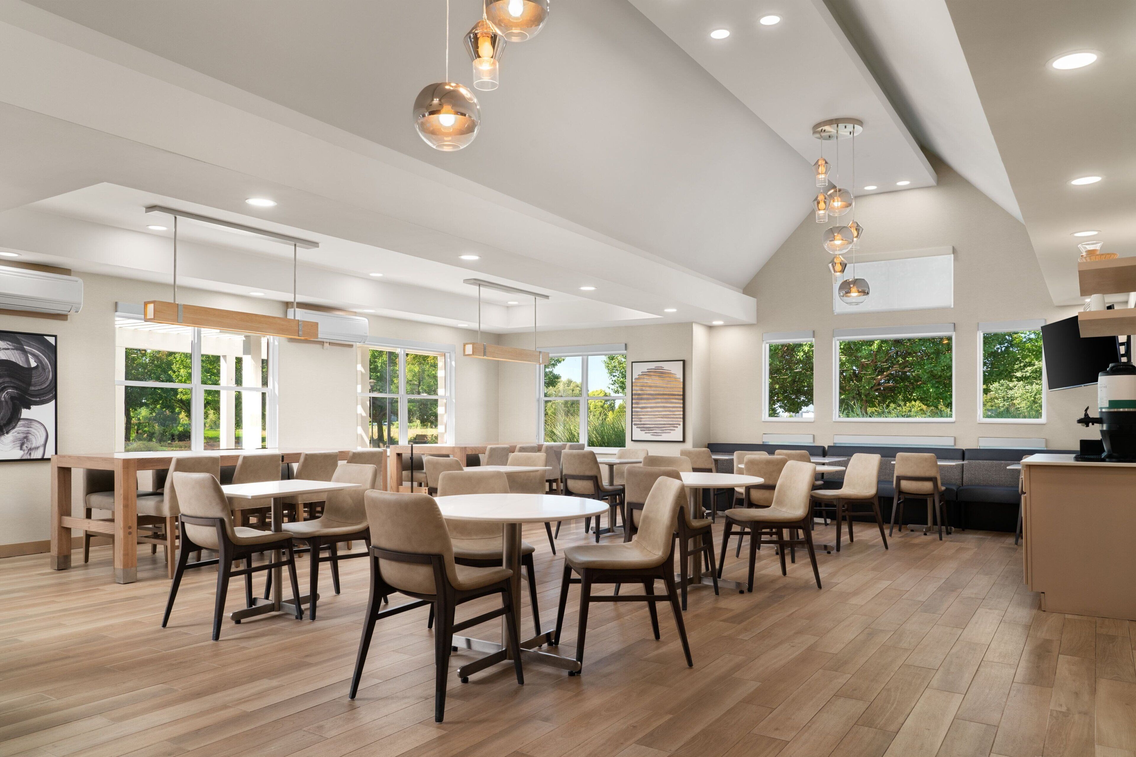 Petit déjeuner continental compris tous les jours