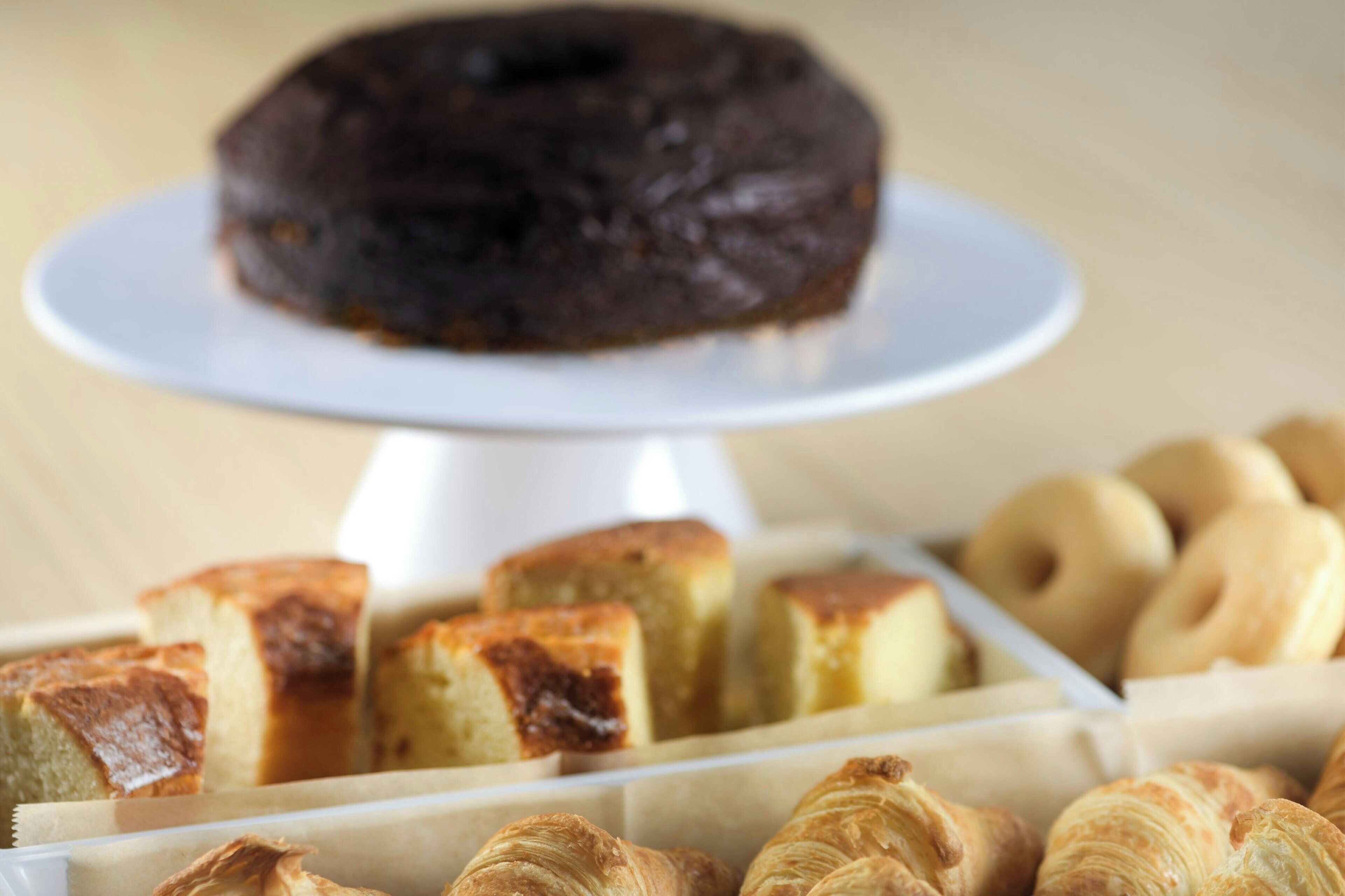 daily buffet breakfast (eur 15.40 per person)