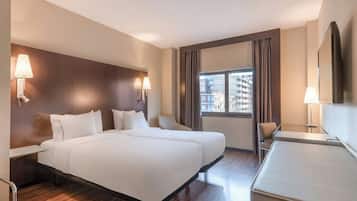 Hypo-allergenic bedding, down duvets, minibar, in-room safe