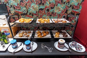 Daily buffet breakfast (EUR 12 per person)