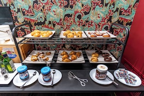 Daily buffet breakfast (EUR 12 per person)