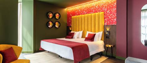 Minibar, in-room safe, desk, laptop workspace