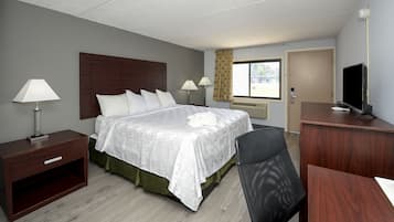 Desk, blackout drapes, iron/ironing board, free WiFi