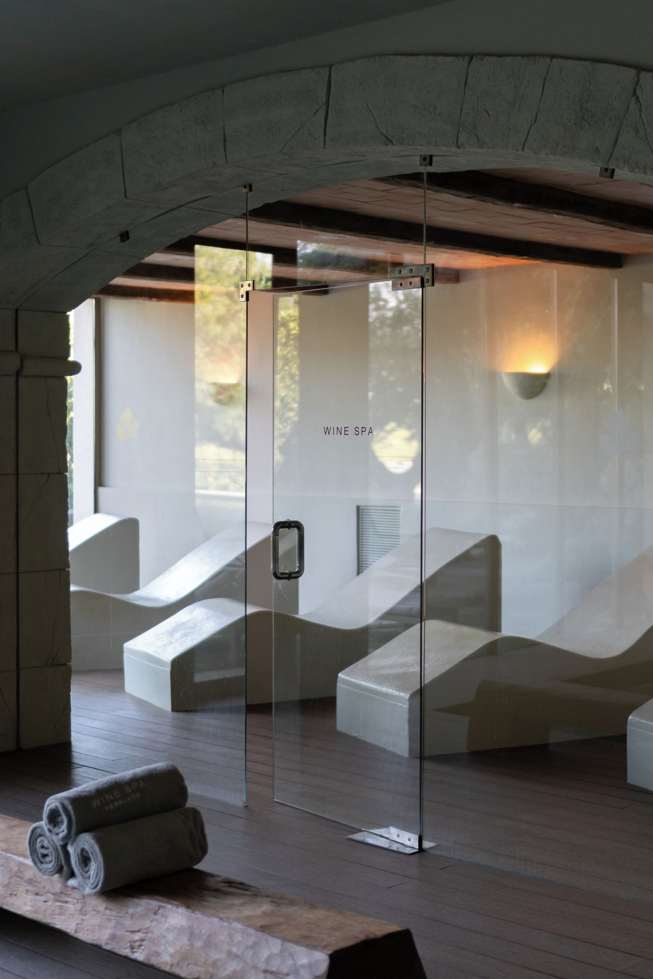 sauna, hot tub, turkish bath/hammam, body treatments, hydrotherapy