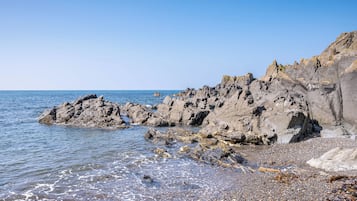 Private beach, beach towels