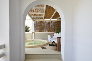 Superior Suite, Sea View (Private Outdoor Jetted Tub) | Private spa tub