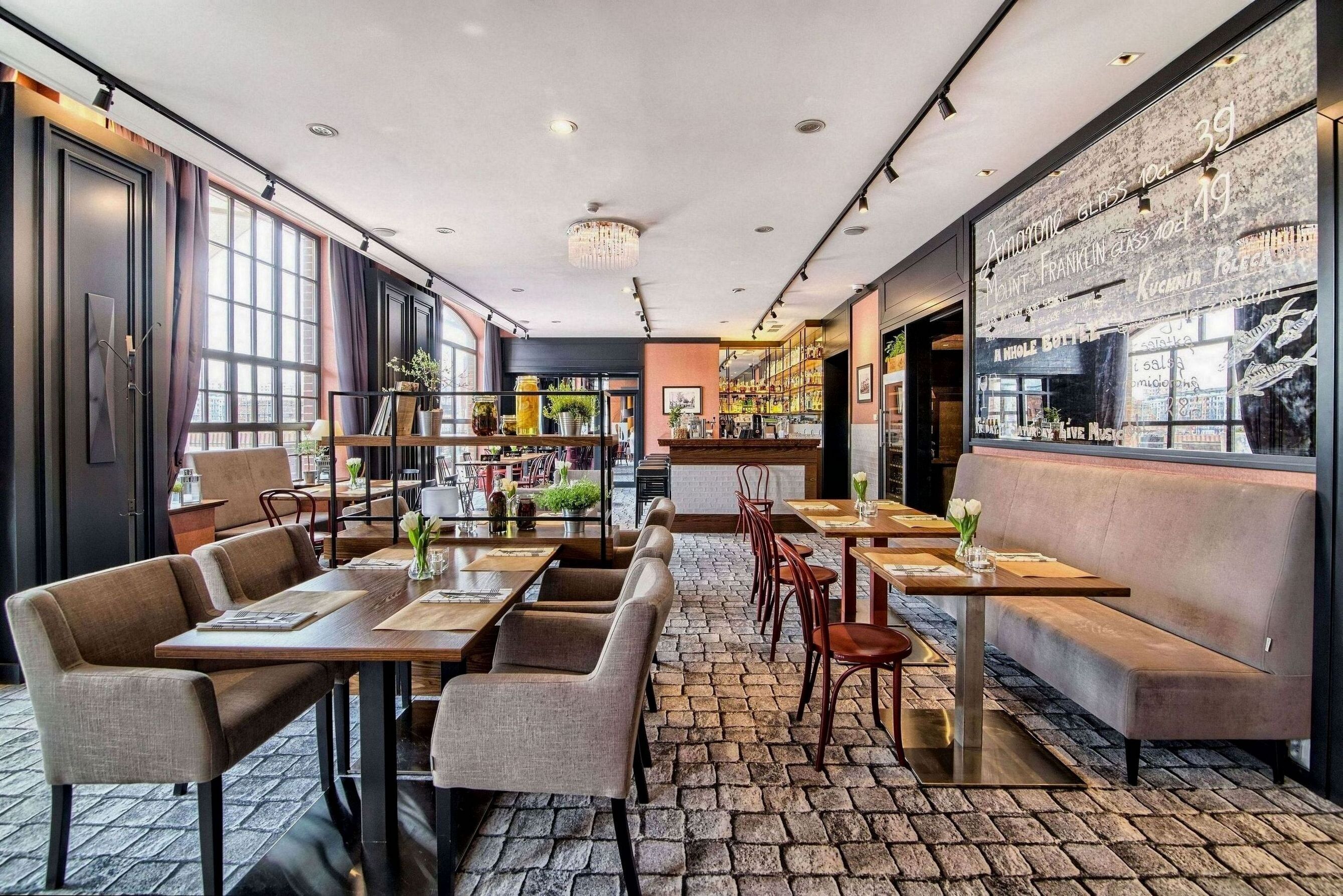 breakfast, lunch and dinner served