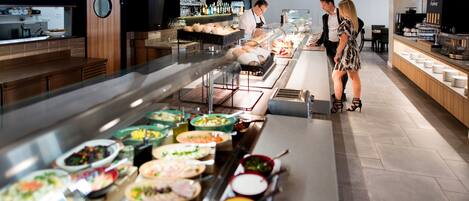 Daily buffet breakfast for a fee