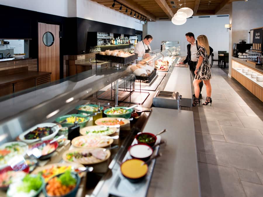 Daily buffet breakfast for a fee