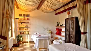 Aromatherapie, Thai-Massagen, Ganzkörperwickelbehandlung