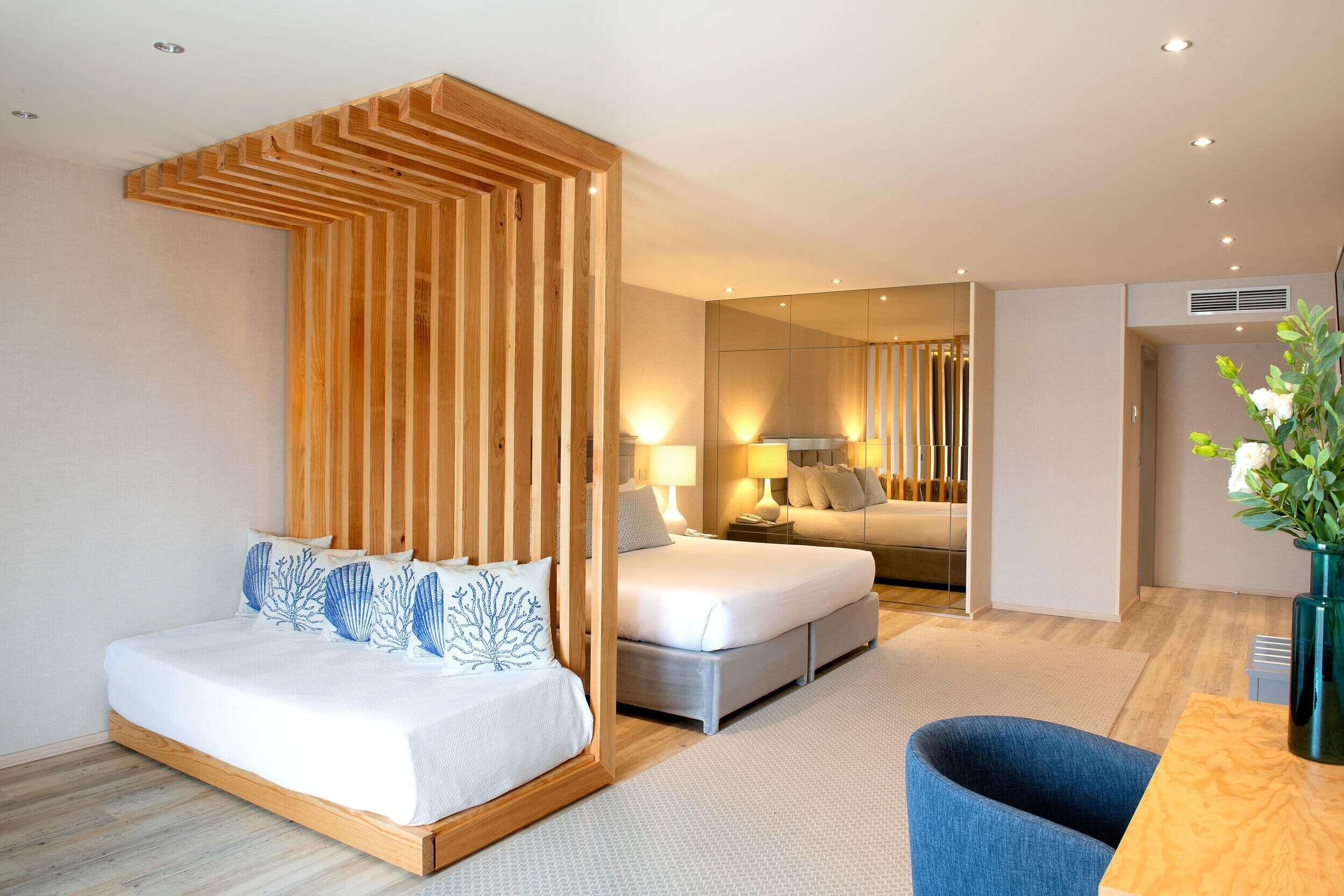Minibar, in-room safe, desk, soundproofing