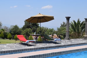 Outdoor pool, pool loungers