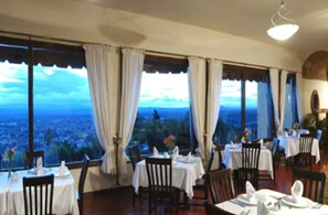 Mexican cuisine, pool views 