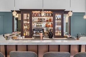 Bar (en el alojamiento)
