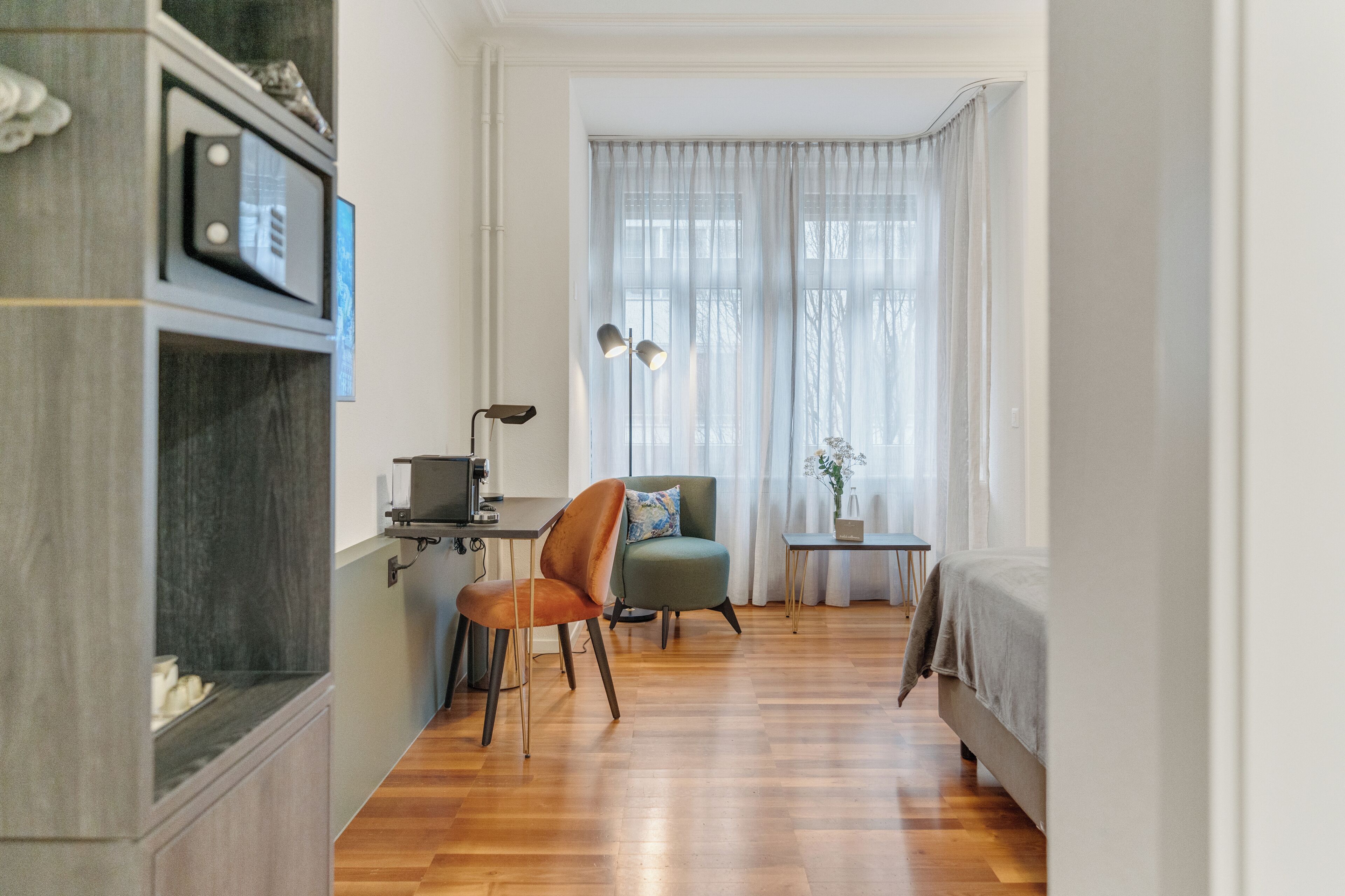 1 bedroom, in-room safe, desk, free wifi