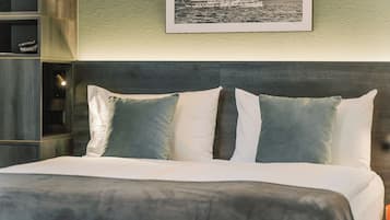 Coffres-forts dans les chambres, bureau, Wi-Fi gratuit, draps fournis