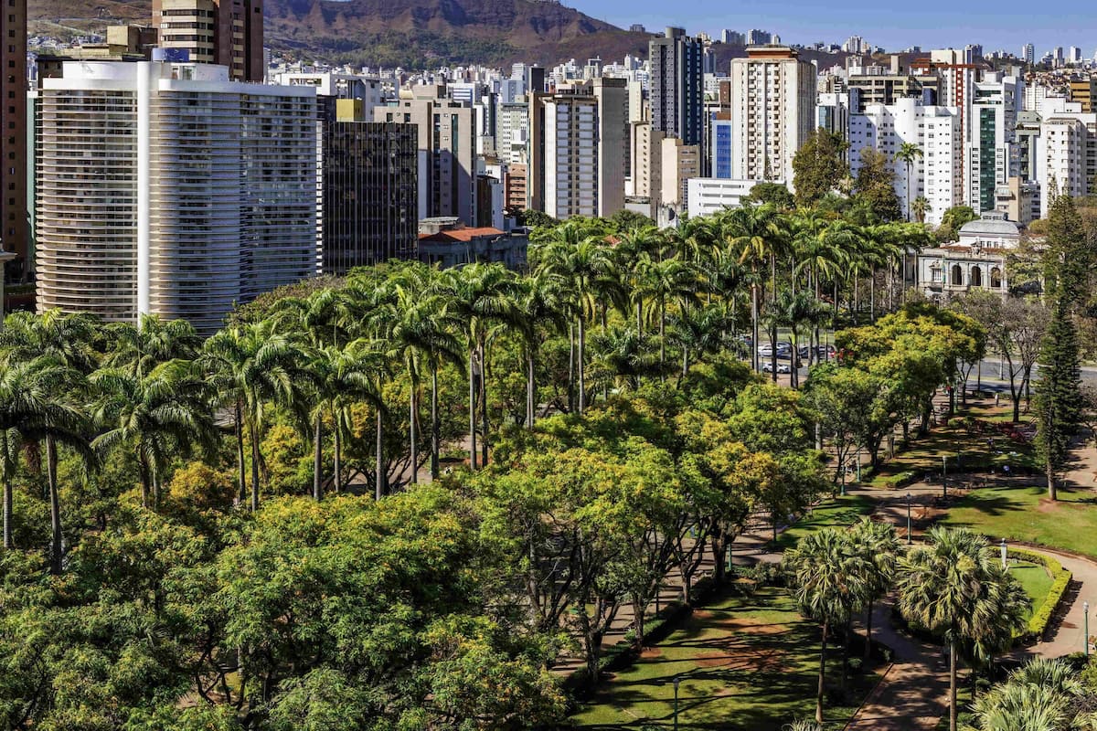 Phòng Superior, 1 giường đôi | Minibar, két bảo mật tại phòng, bàn, màn/rèm cản sáng